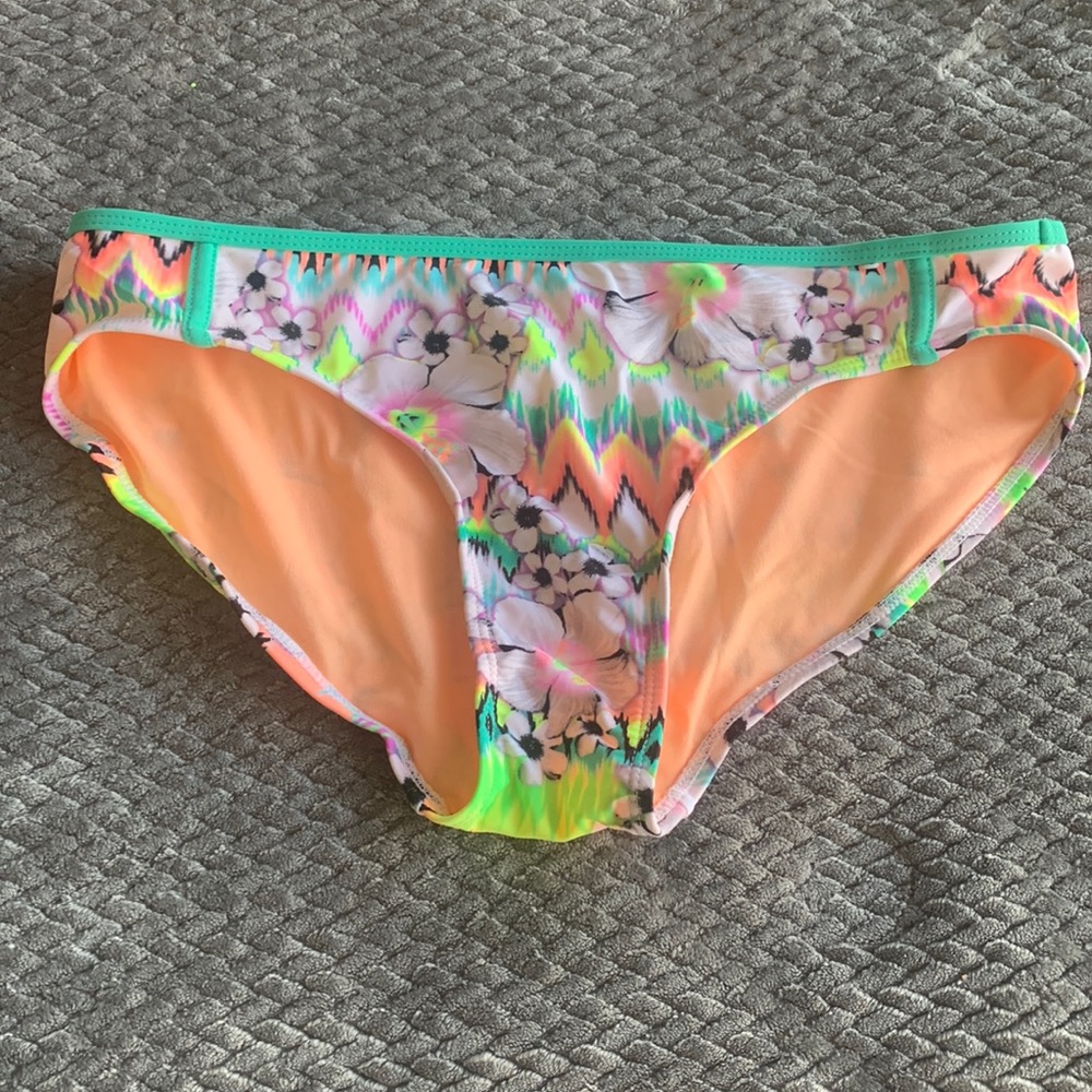 Bikini bottom